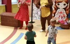 Spektakl pt. ,,Przytul mnie misiu&rdquo; 2