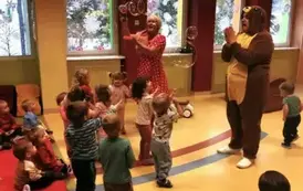 Spektakl pt. ,,Przytul mnie misiu&rdquo; 5