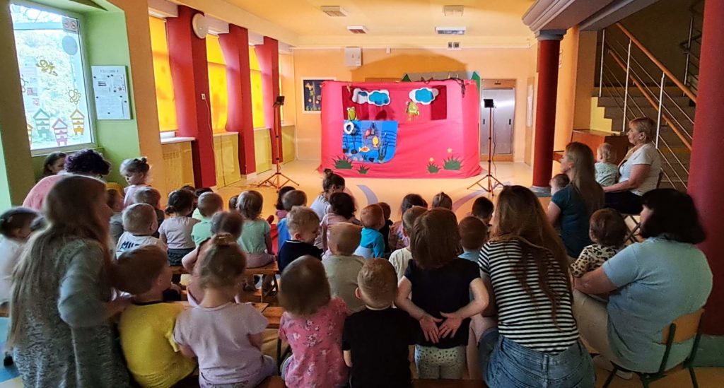 Przedstawienie teatralne ,,Żuczek''