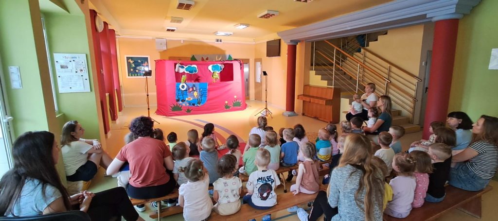 Przedstawienie teatralne ,,Żuczek''