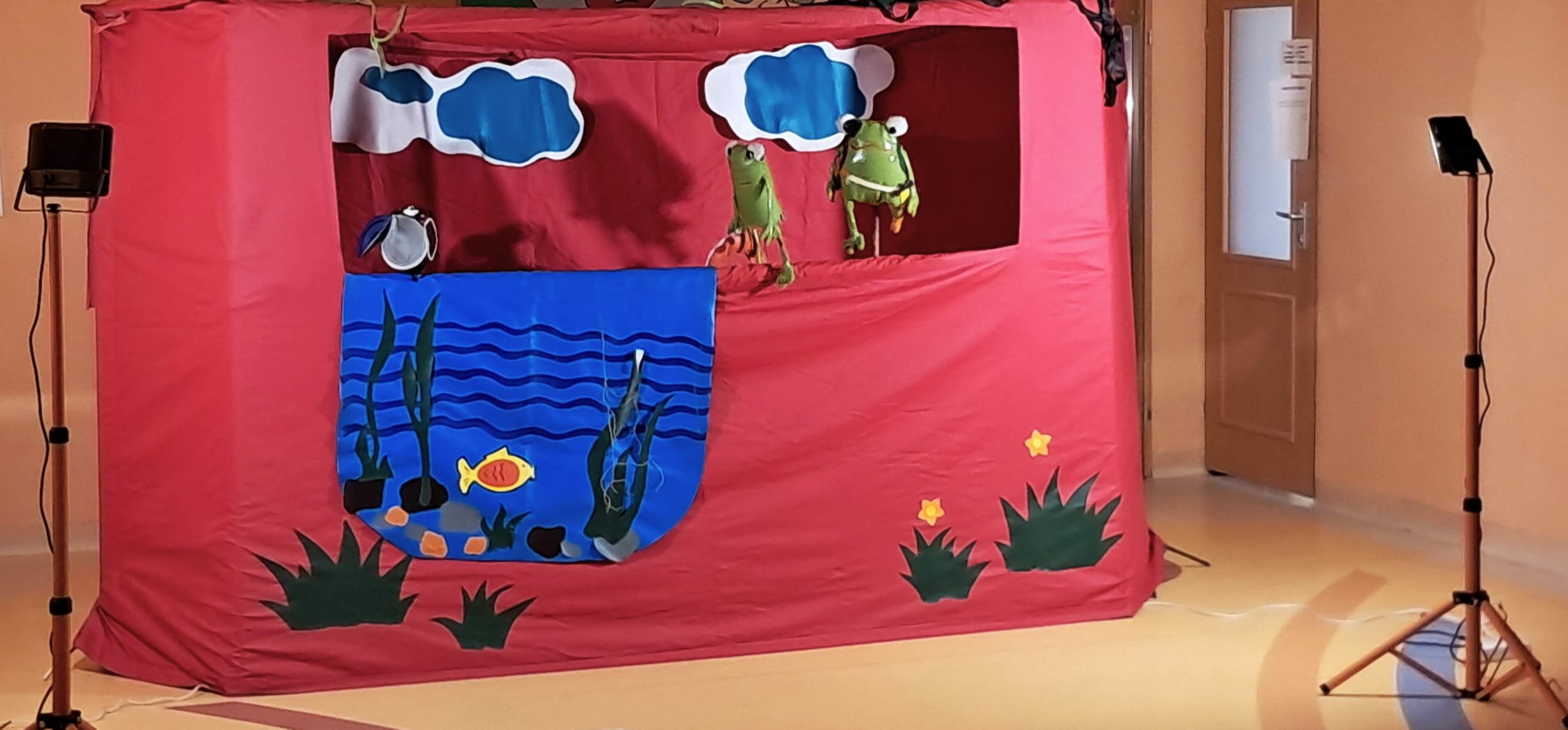 Przedstawienie teatralne ,,Żuczek''