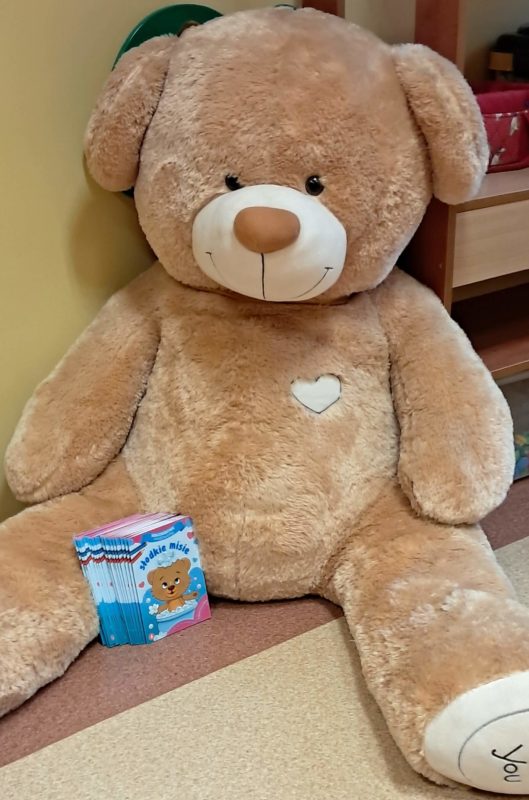 Zabawka duży, pluszowy miś