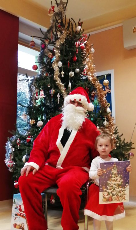 Zdjęcie ze św. Mikołajem grupa 2