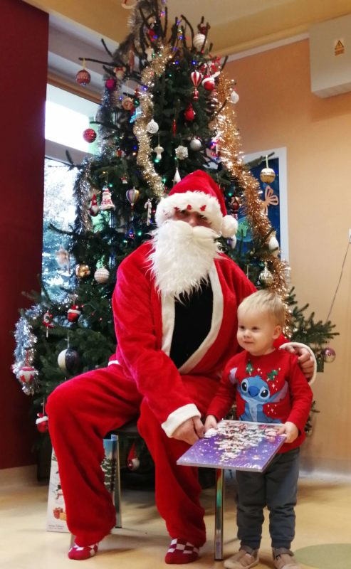 Zdjęcie ze św. Mikołajem grupa 2